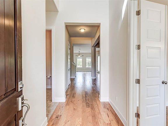 5th image of 345 Fort Cobb Way