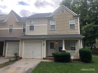 5551 Santeelah Ct, Charlotte, NC 28217