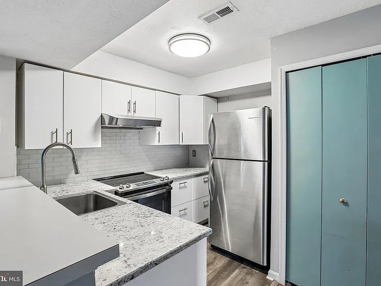 14122 Lauren Ln #29C — Photo 11