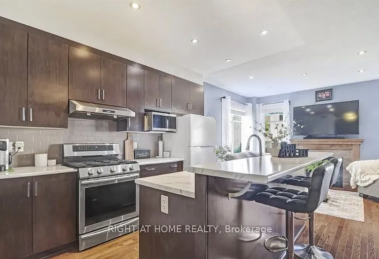 2477 Regatta Ave — Photo 4