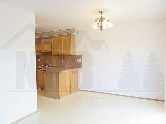 2nd image of 15301 To 15303 Berry Valley Dr SE