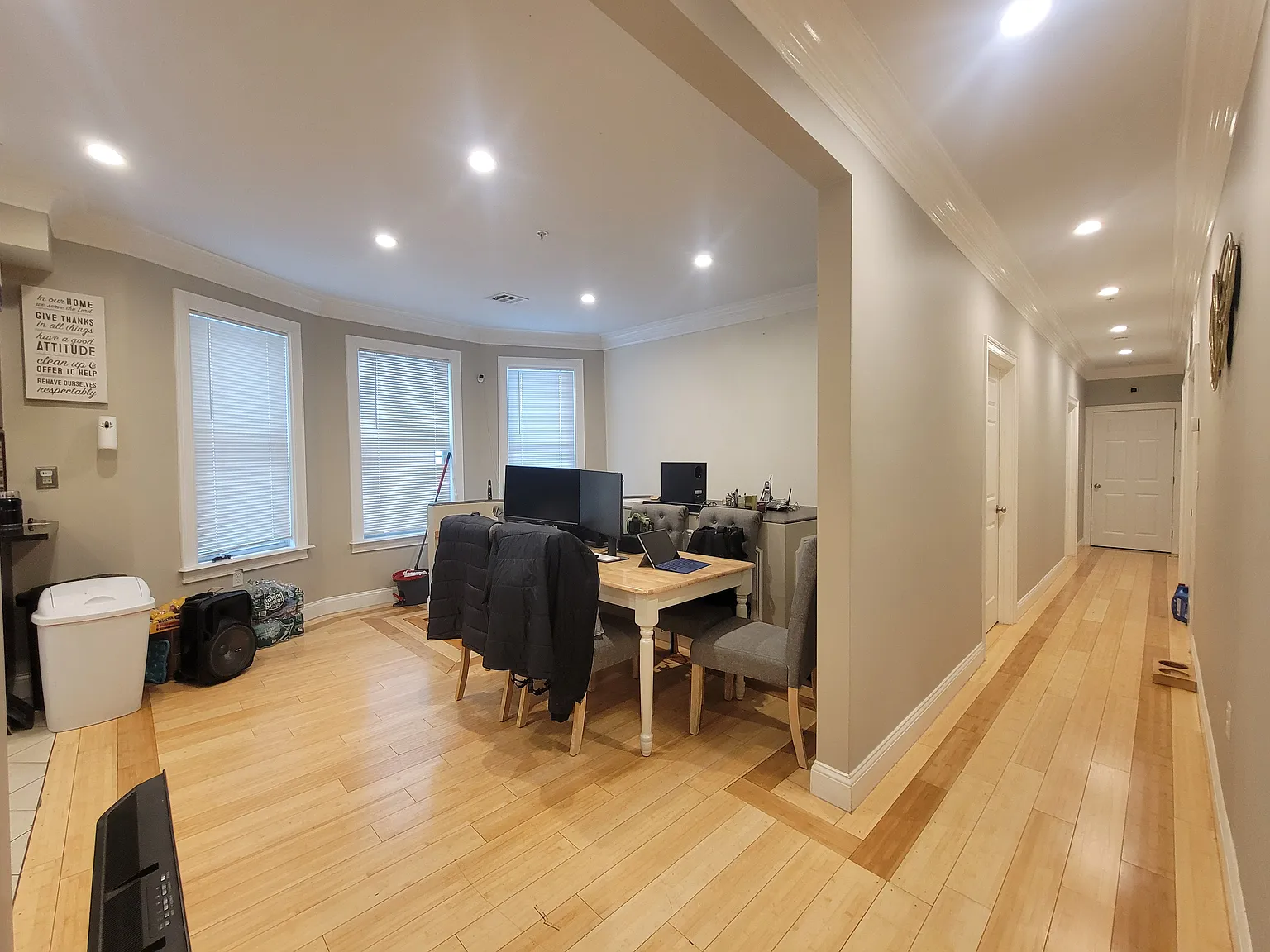 3 bed, 1200 sqft, $3,000 — Photo 3