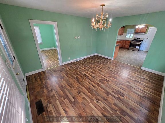 4th image of 1412 W 4th St