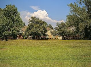 1116 E Upper River Rd, Decatur, AL 35603