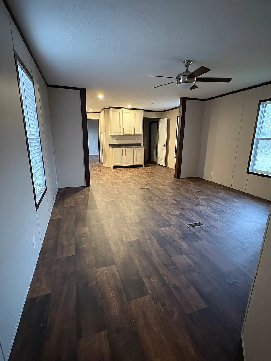 Living Room - Southern Oaks MHP