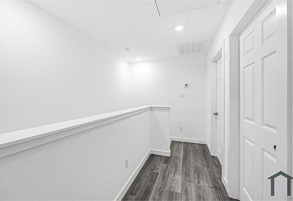 2nd image of 7125 Bywood St #A