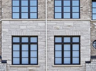 40 Lunar Cres #60, Mississauga, ON L5M2R4