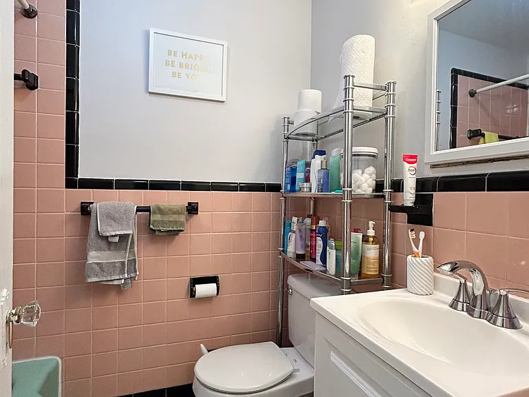 175 Harvard St — Photo 13
