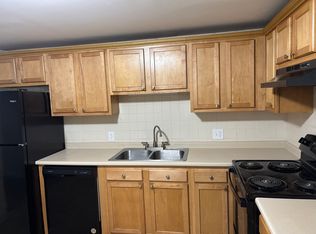 34 Walker St APT E, West Warwick, RI 02893