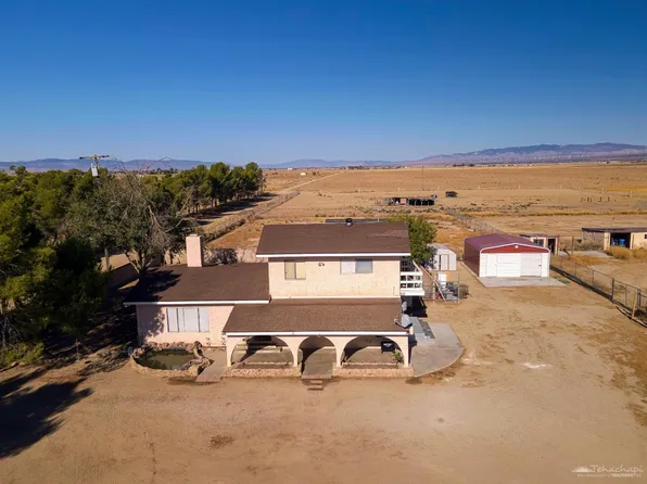6373 Willow Ave, Willow Springs, CA 93560