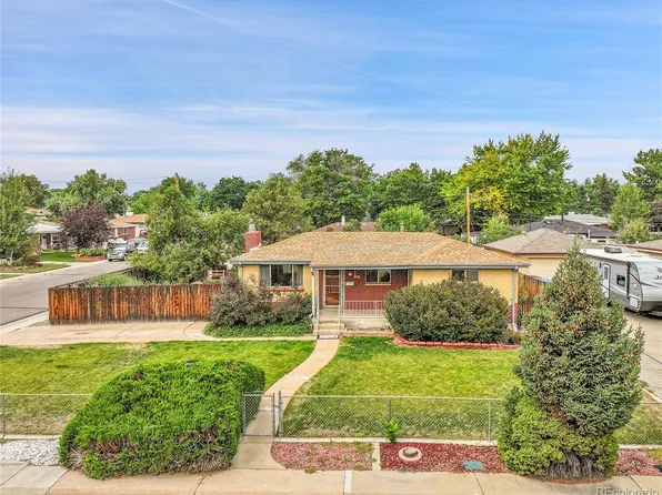 1255 S Chase Street, Lakewood, CO 80232