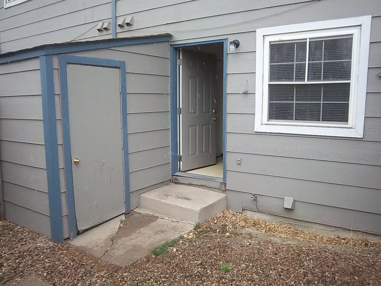 2 bed, 1084 sqft, $1,325 — Photo 3