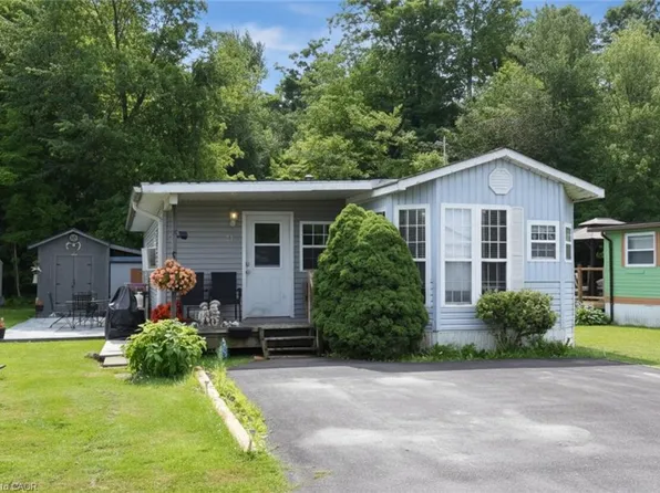 2490 Governors Rd #41, Hamilton, ON L0R 1T0
