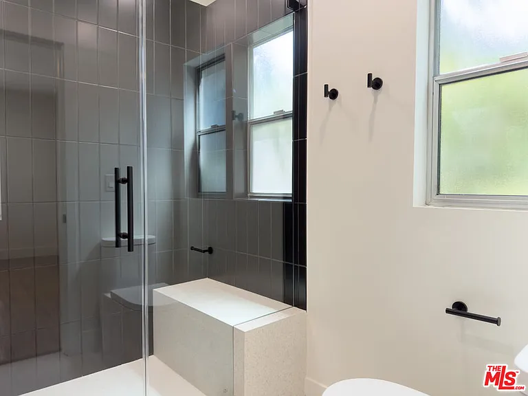 1947 Clinton St #700 — Photo 10