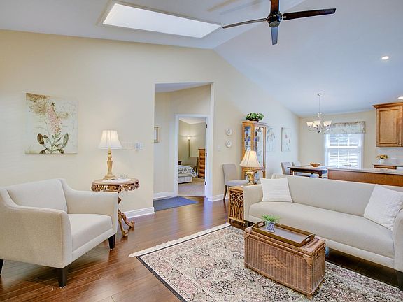 4th image of 3110 Concord Way