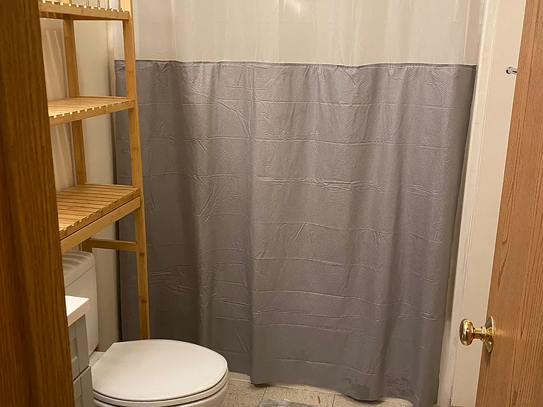 965 Northwestern Ave #5 — Photo 9