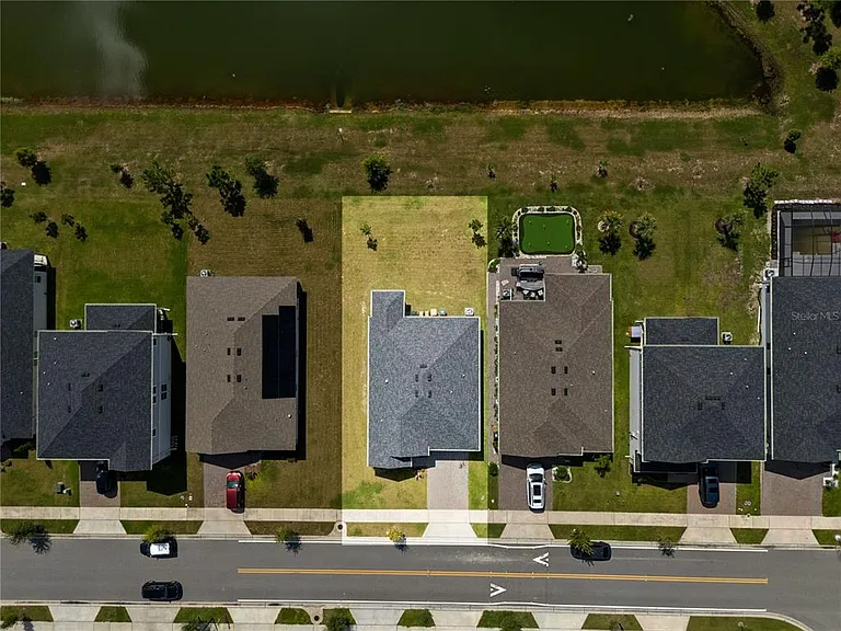2892 Sanctuary Dr — Photo 17