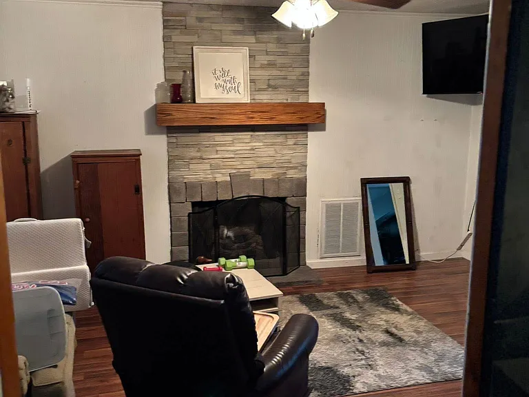 405 Knolls Dr — Photo 10