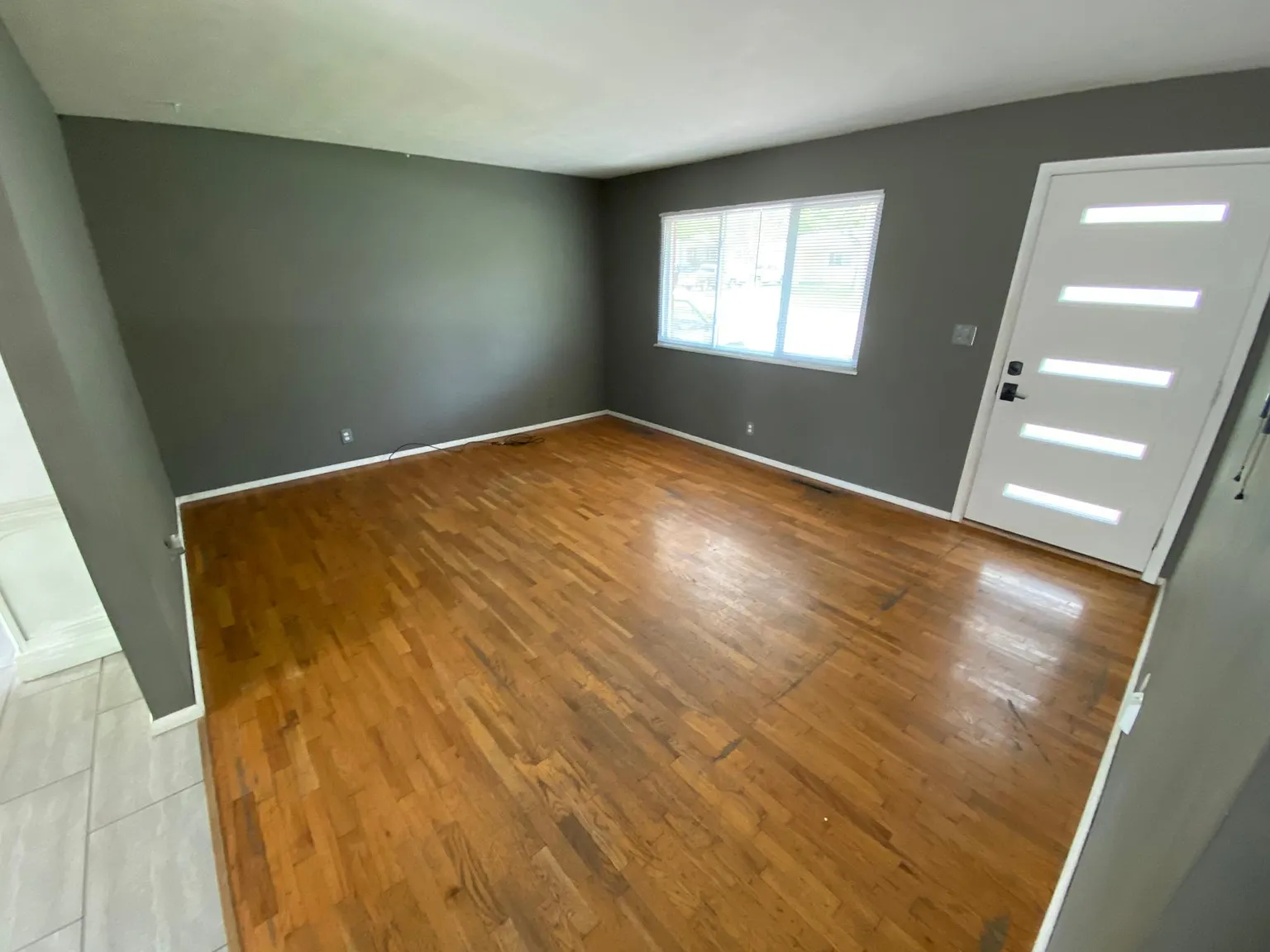 3 bed, 1965 sqft, $1,500 — Photo 4