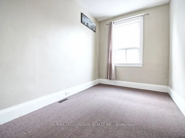 2001 Yonge St Unit 2, Toronto, ON M4S 1Z8