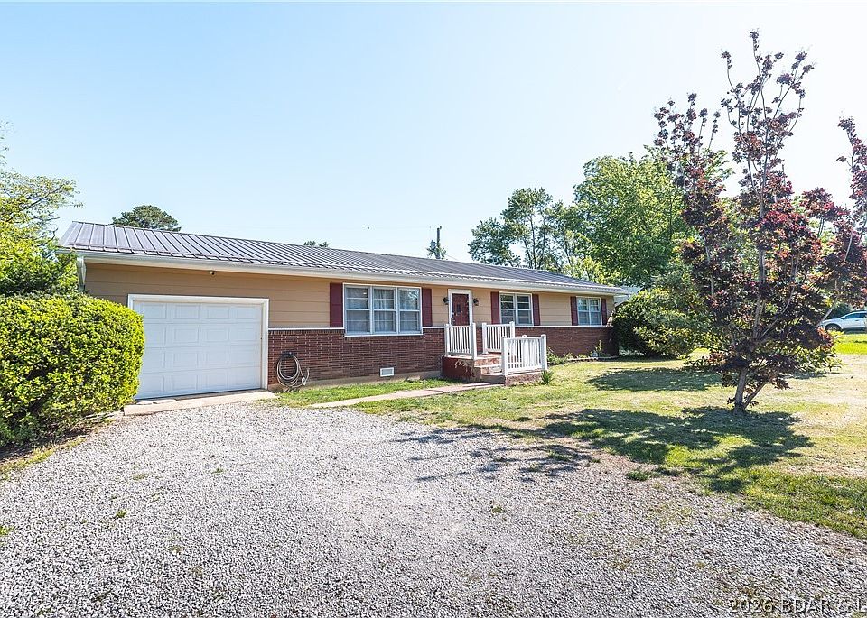 1st image of 22 Lake Dr