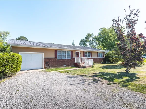 22 Lake Dr, Lebanon, MO 65536