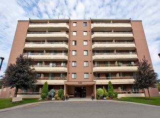 Wellington Park Towers, Saint Thomas, ON N5R 5P2