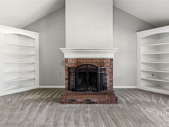 5th image of 349 Simeon Road