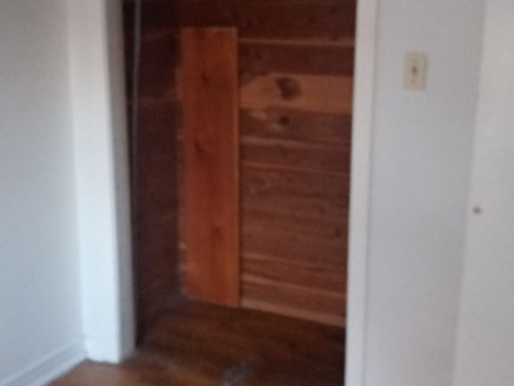 3rd image of 468 Sunset Dr #B