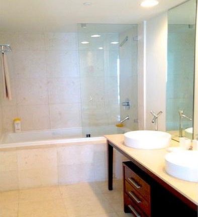 5th image of 143 Morgan St APT 5E