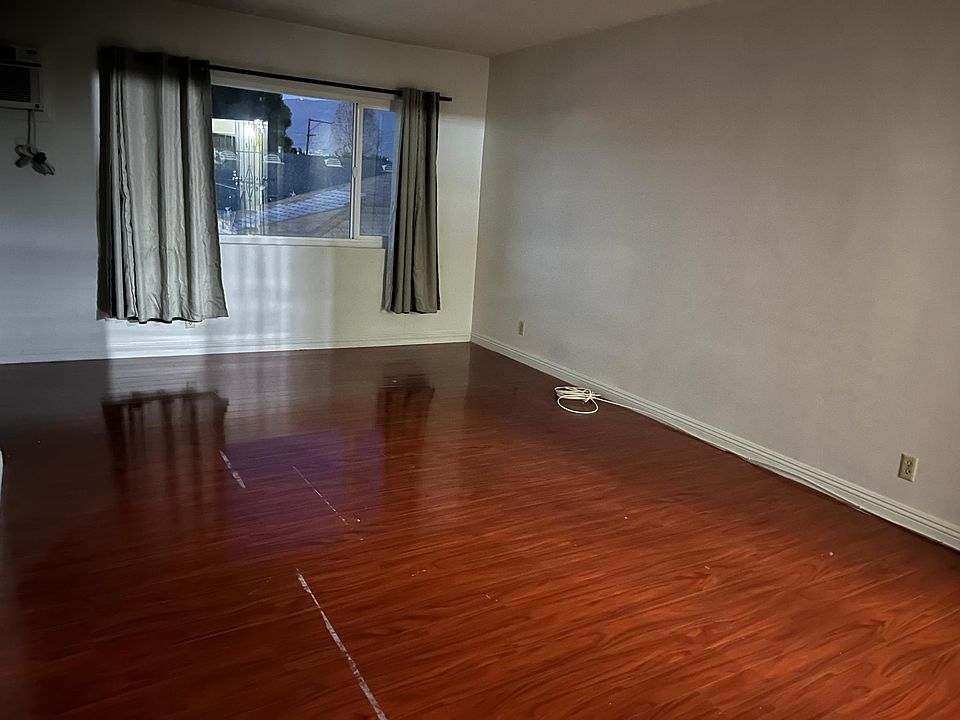 2nd image of 1621 S 5th St #8