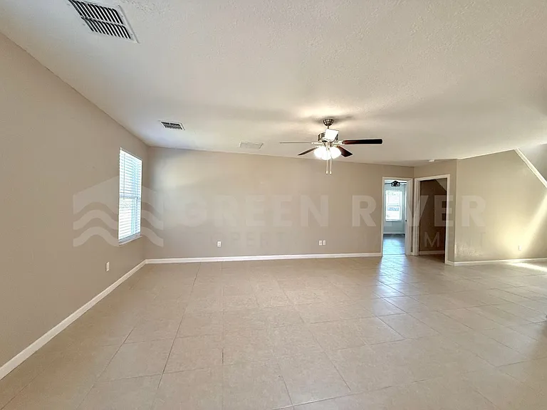 8704 Lake George Cir W — Photo 16