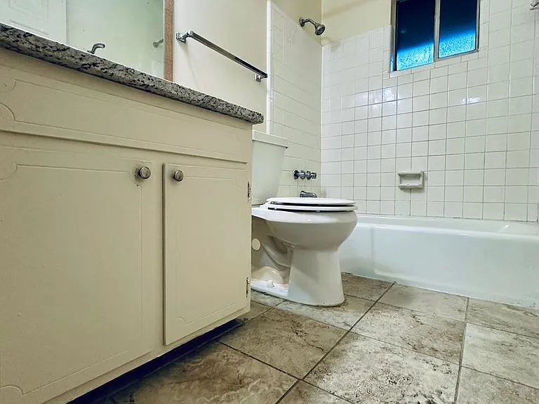 3336 Pinewood Ave — Photo 10