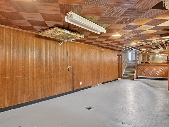 4th image of 17303 Runyon St