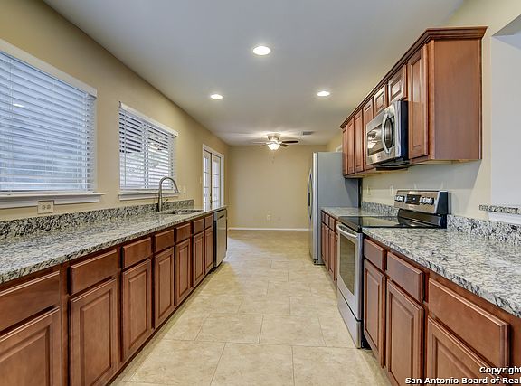 5th image of 4830 Corian Springs Dr
