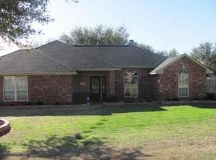 212 Lost Oaks Dr, Waco, TX 76705