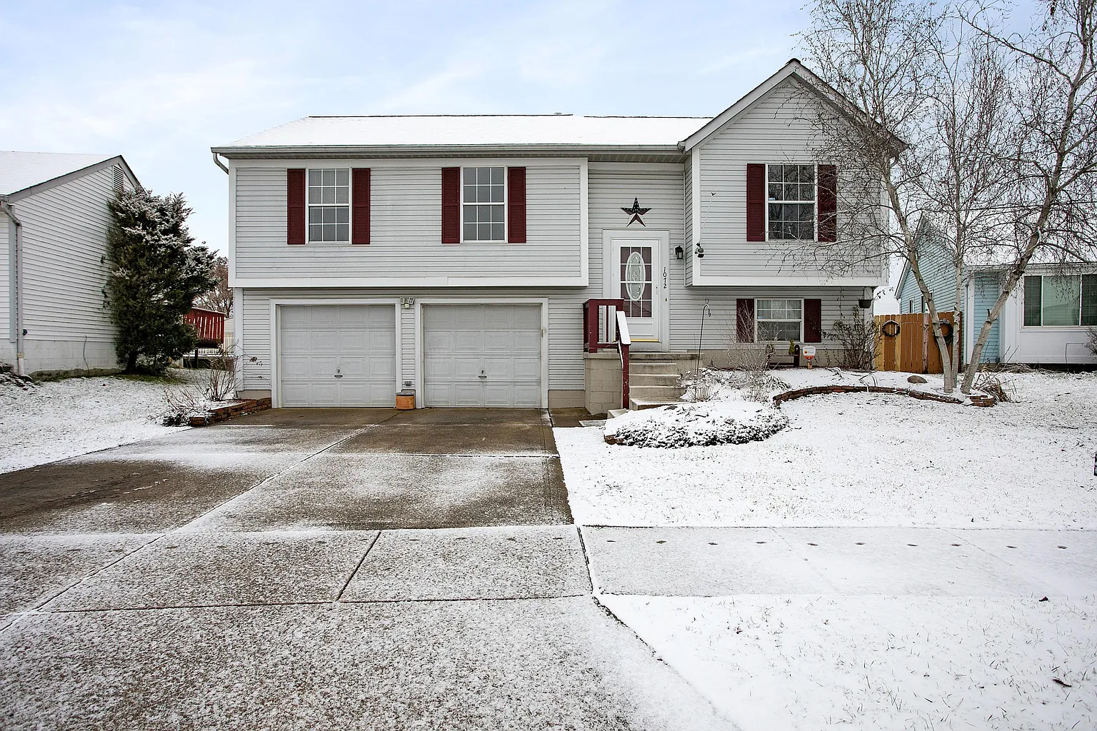 1072 Gary Dr photo 1