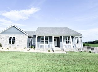 99 Sunset Dr, Owingsville, KY 40360
