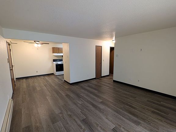 2nd image of 1229 E Gunn St #Fb-4102