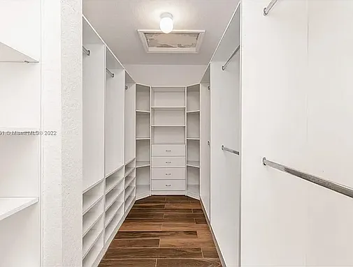 935 Corkwood St — Photo 27