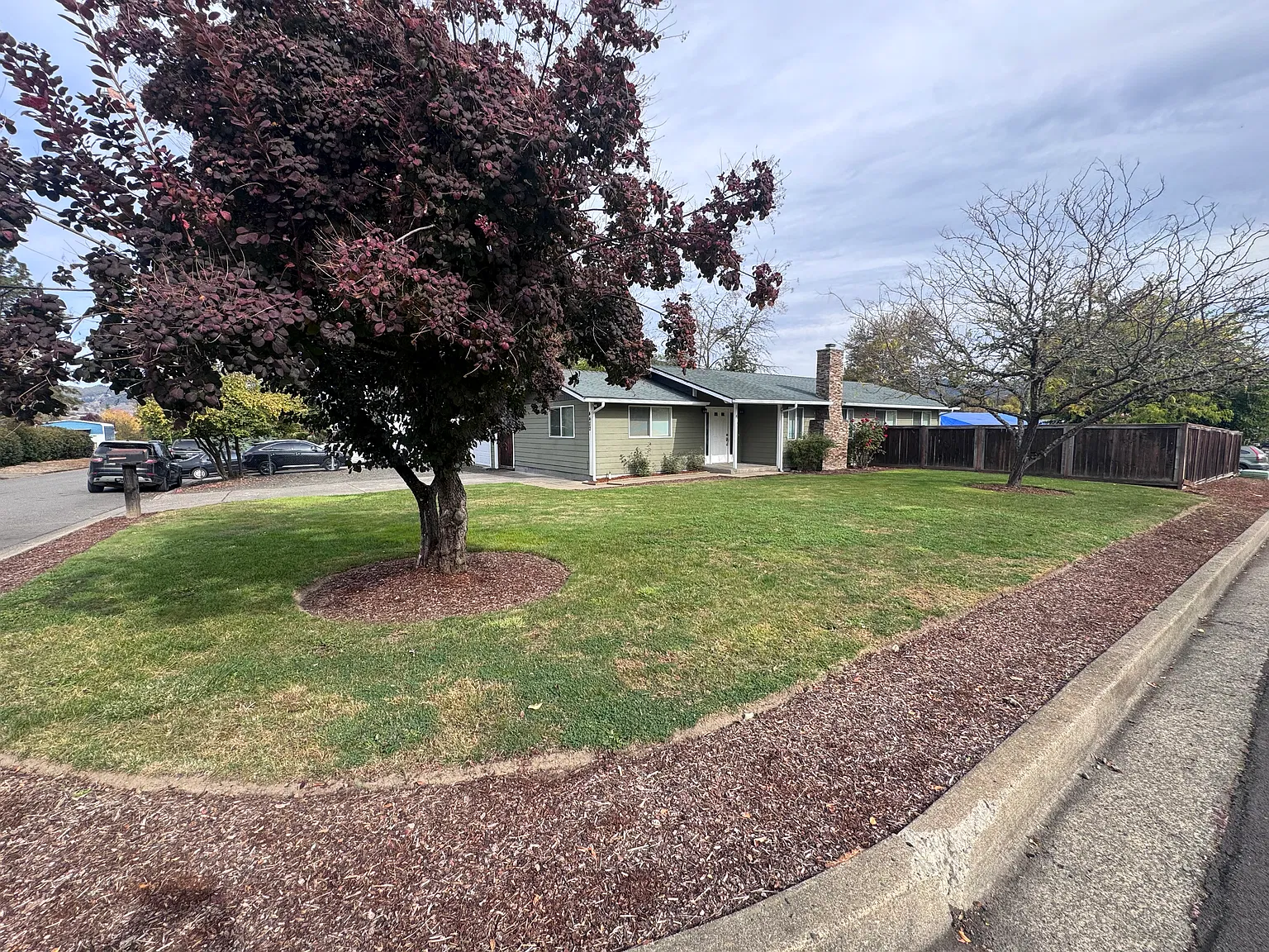 4 bed, 1392 sqft, $2,600 — Photo 3