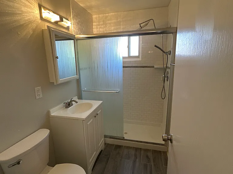 1428 Reeve St #13 — Photo 5