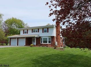 123 Harris Dr, State College, PA 16801