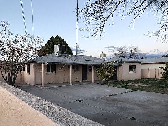 3rd image of 765 W Calle Lerdo