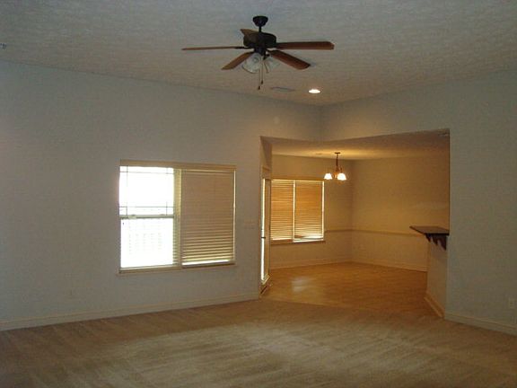 4th image of 58 Lee Road 2170