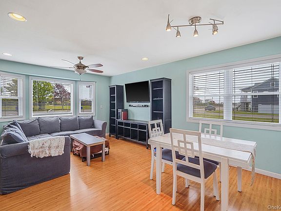 5th image of 374 Rider Avenue