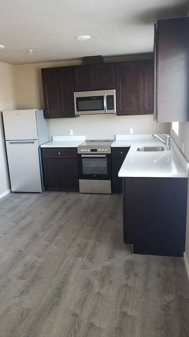 Brand New One Bedroom Apartment Homes — Photo 2