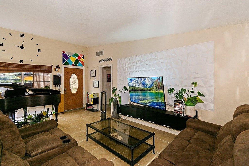 Palm Springs, CA 92264