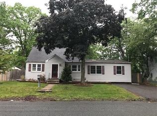 21 Sadowski Dr, Old Bridge, NJ 08857