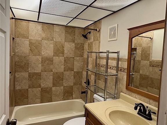 5th image of 3361 NW 47th Terrace #321